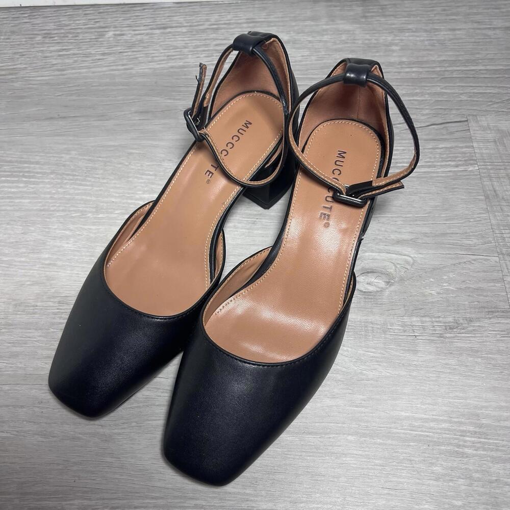 Mucccute Block Heal Sandals Black Ankle Straps Size 9